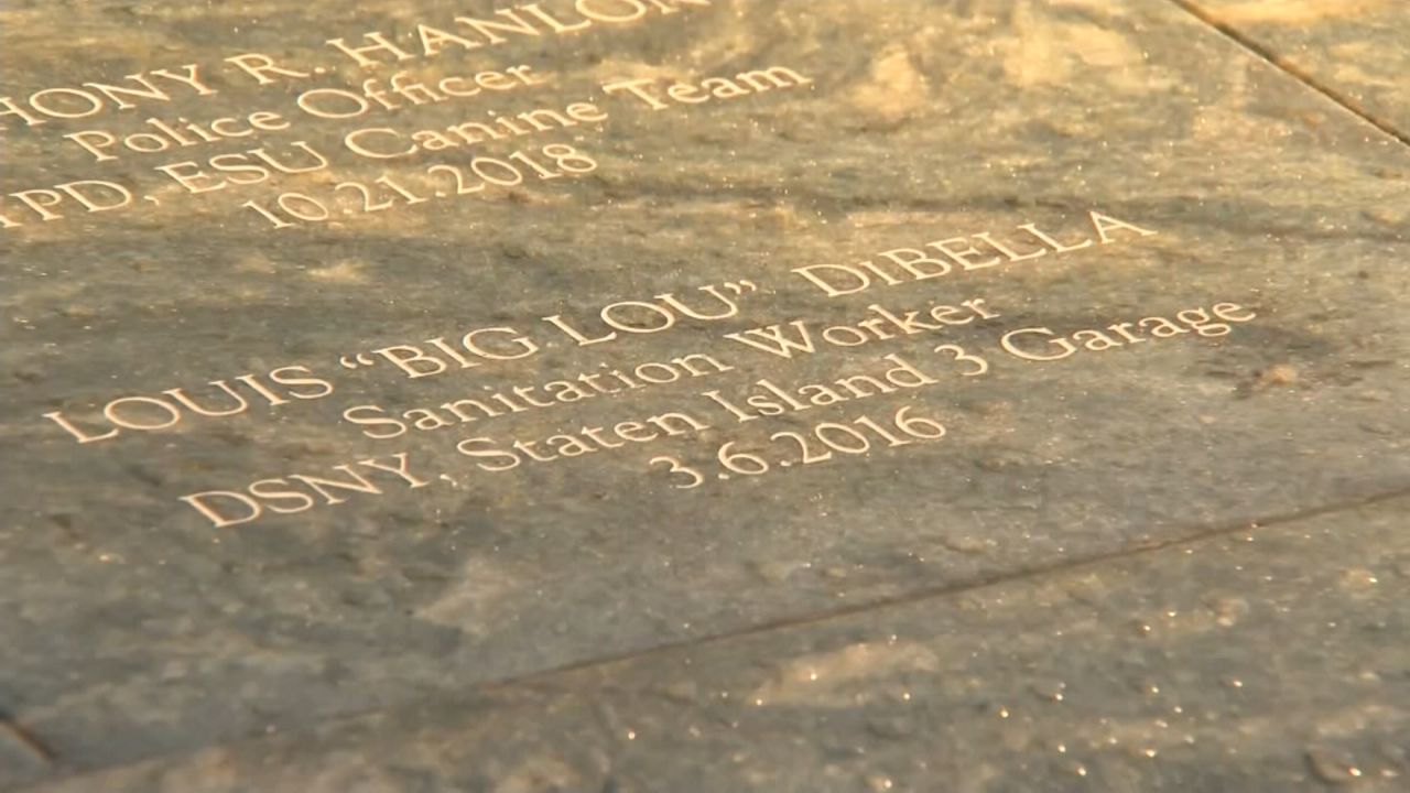 Ceremony at Postcards memorial honors the fallen on 9/11